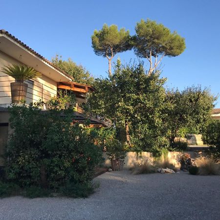 Villa L'Ensoleillee Roquefort-les-Pins Exterior photo