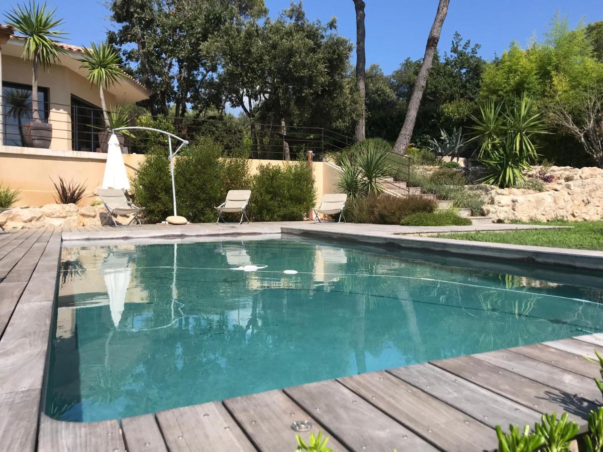 Villa L'Ensoleillee Roquefort-les-Pins Exterior photo